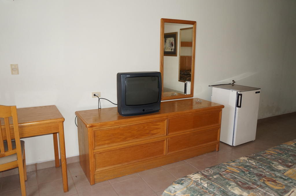 Maria Luisa Inn & Suites Juarez  Rom bilde