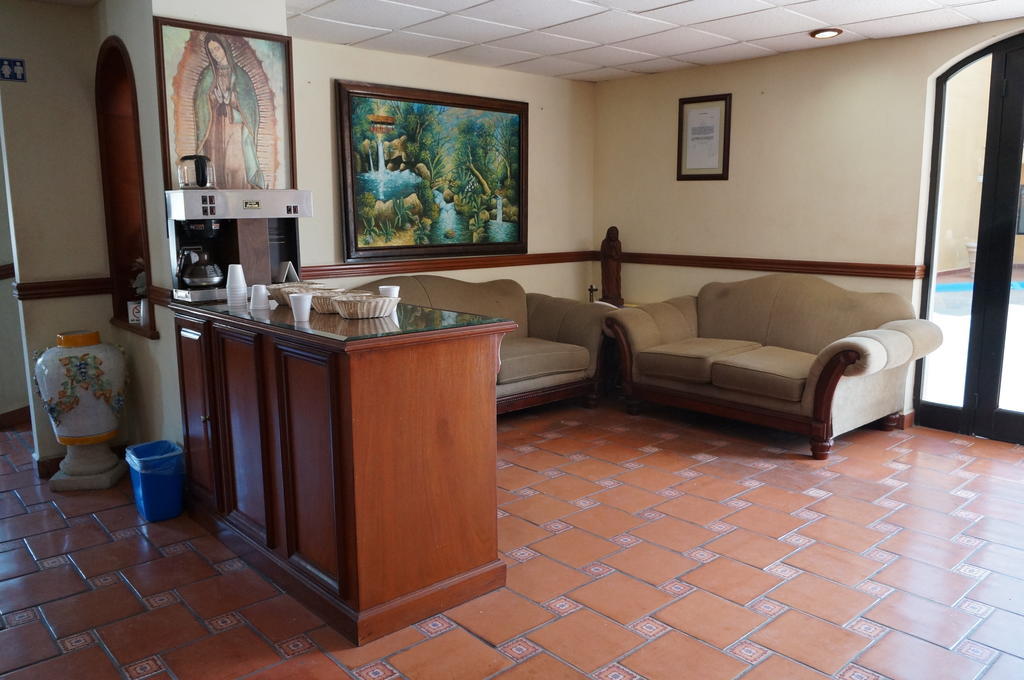 Maria Luisa Inn & Suites Juarez  Eksteriør bilde