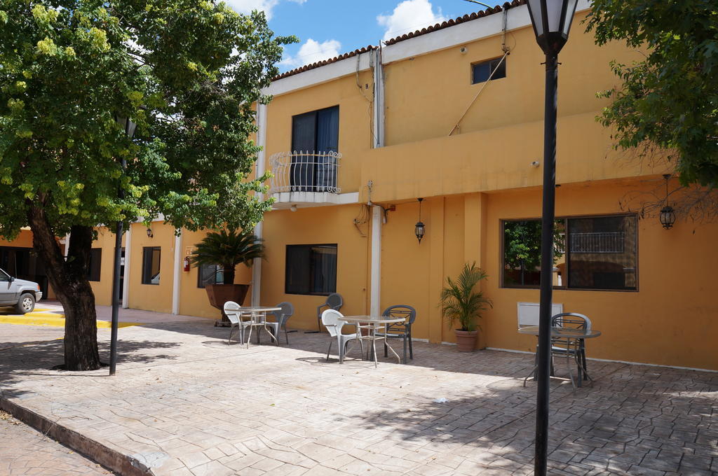 Maria Luisa Inn & Suites Juarez  Eksteriør bilde