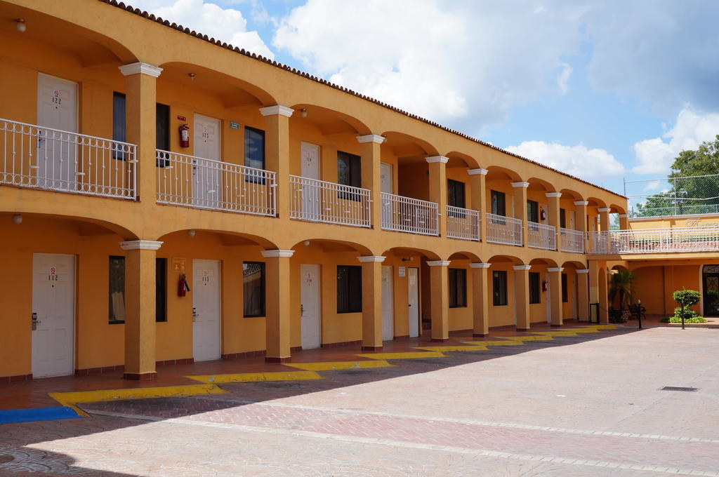 Maria Luisa Inn & Suites Juarez  Eksteriør bilde
